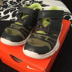 Nike Sneaker Duo - Size 10T